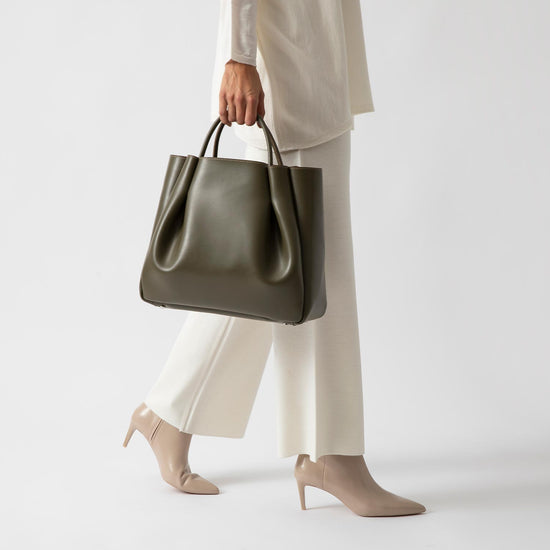 Alexandre Birman Amalfi Large Leather Tote Bag - Olive