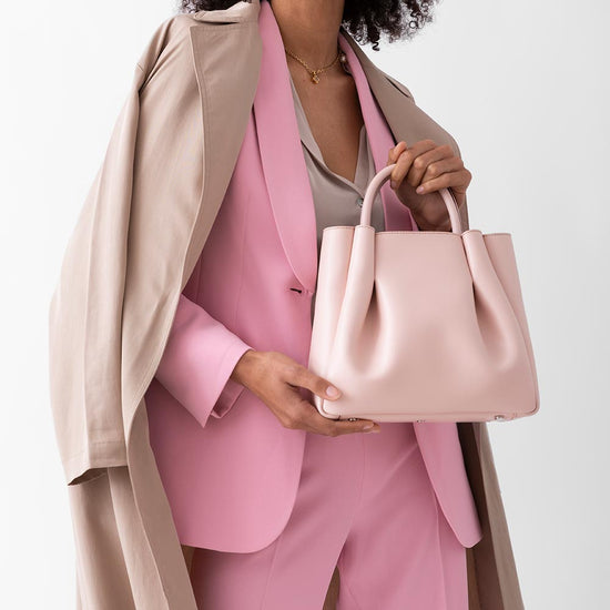 Alexandre Birman Amalfi Midi Leather Tote Bag - Blush Pink