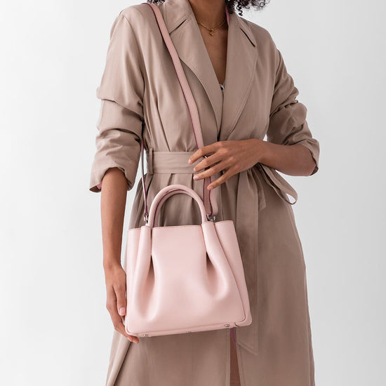 Alexandre Birman Amalfi Midi Leather Tote Bag - Blush Pink