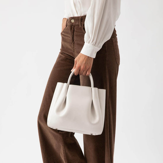 Alexandre Birman Amalfi Midi Leather Tote Bag - Cream