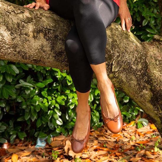 Alexandre Birman Livia Leather Ballet Flat Shoes - Saddle