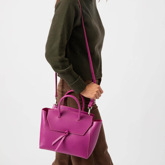 Alexandre Birman Loren Midi Leather Tote Bag - Magenta