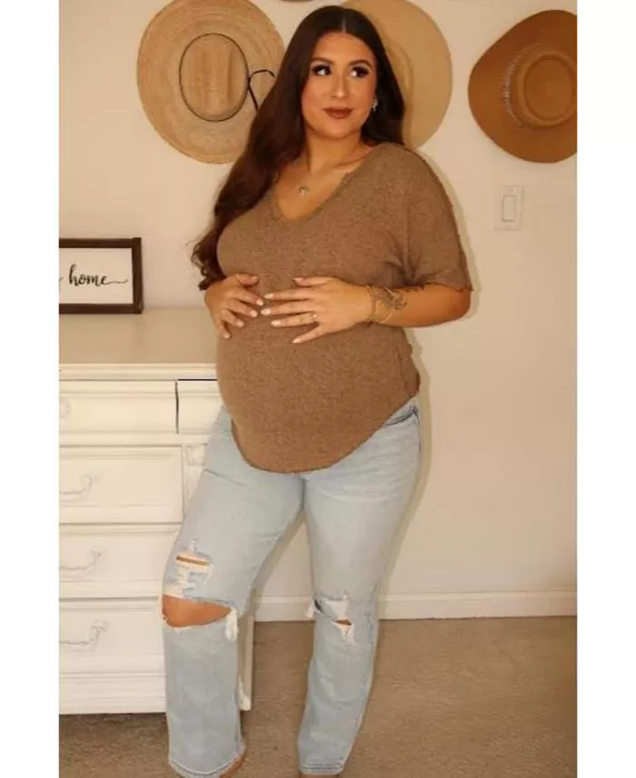 Alfani Pinkblush Maternity Light Blue Distressed Knee Jeans Women's Fashion Shoes & Accessories