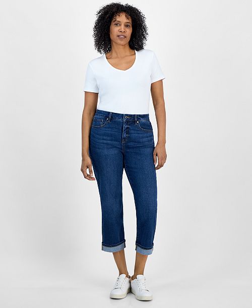 alfani Style & Co Women's Mid-Rise Curvy Capri Jeans Exclusively at Macy's Women's Fashion Shoes & Accessories