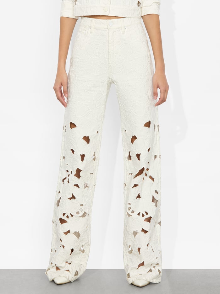 alice & olivia WEEZY EYELET JEAN OFF WHITE