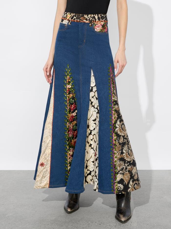 alice & olivia NALA MIXED MEDIA MAXI SKIRT LOLA BLUE/MULTI