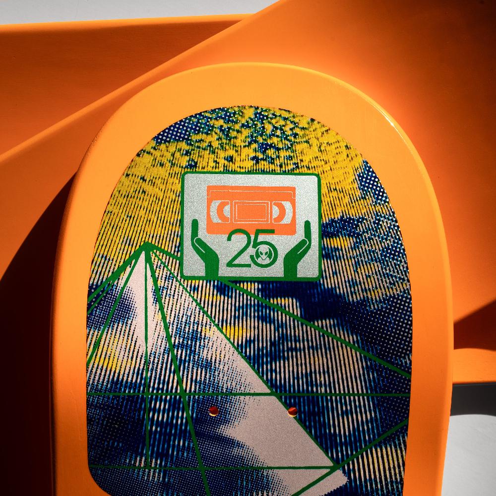 Alien Workshop Photosynthesis [8.25"] – Alien Workshop | The Sovereign Sect Decks