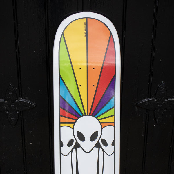Alien Workshop Spectrum Salute [8.25"] – Alien Workshop | The Sovereign Sect Decks