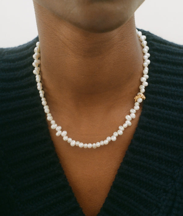 Alighieri La Calliope Choker | Freshwater Pearl Necklace | Alighieri Jewellery Necklaces