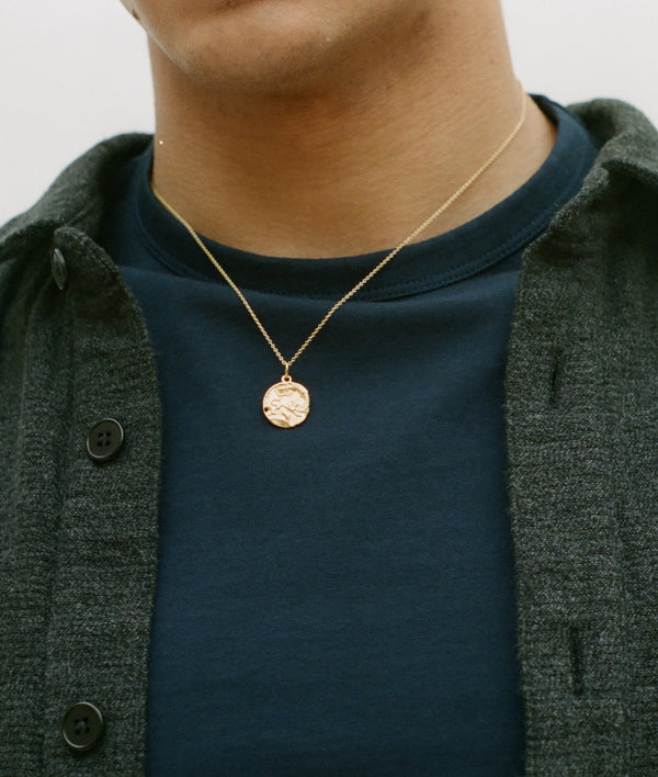 Alighieri Leo Necklace | 24k Gold-Plated Zodiac Pendant | Alighieri Jewellery Necklaces
