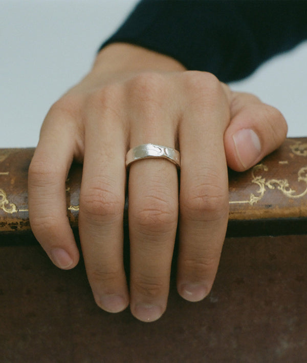 Alighieri Star Gazer Ring // White Gold – Alighieri Rings