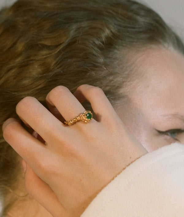 Alighieri The Emerald Spark Ring | 9kt Solid Gold | Alighieri Jewellery Rings