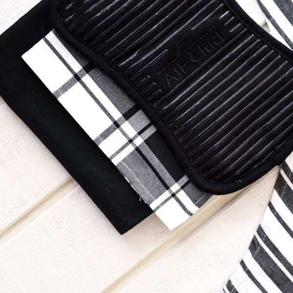 All Clad Potholder Set; Black; 2 Pieces