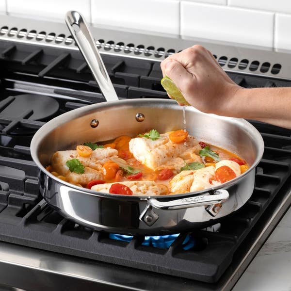 All Clad D3 Stainless 3-ply Bonded Cookware Deep Saute Pan With Lid 6 Quart