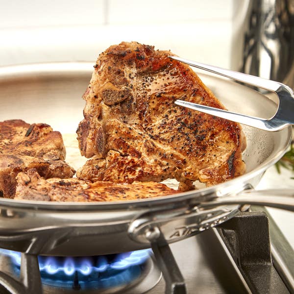 All Clad D3 Stainless Everyday 3-ply Bonded Cookware; Skillet; 8.5 Inch