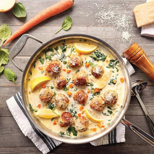 All Clad D5 Stainless Brushed 5-ply Bonded Cookware; Weeknight Pan With Lid; 4 Quart