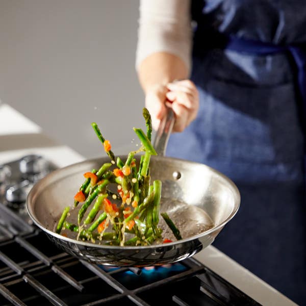 All Clad G5® Graphite Core Stainless Steel 5-ply Bonded Cookware Sauté Pan With Lid 6 Quart