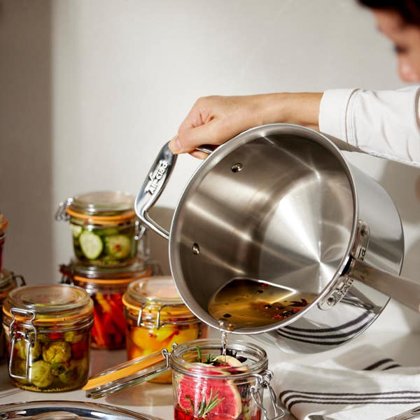 All Clad G5® Graphite Core Stainless Steel 5-ply Bonded Cookware; Sauce Pan With Lid; 4 Quart