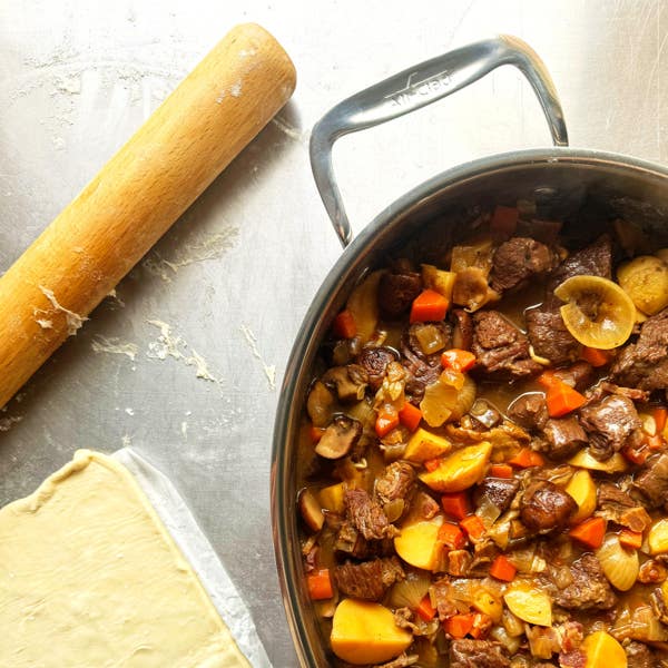 All Clad Gourmet Accessories; Stainless Steel Oval Baker; 15 Inch