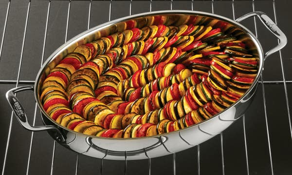 All Clad Gourmet Accessories; Stainless Steel Oval Baker With 2 Red Pot Holders; 15 Inch