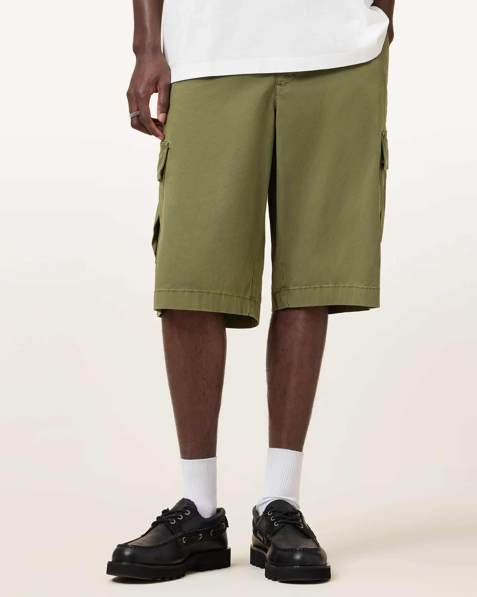All Saints Flynn Oversized Cargo Shorts Eden Green