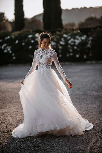 Allure Bridals Bridal Abella E202 - Renata