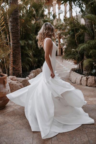 Allure Bridals Bridal Abella E251 - Ursula