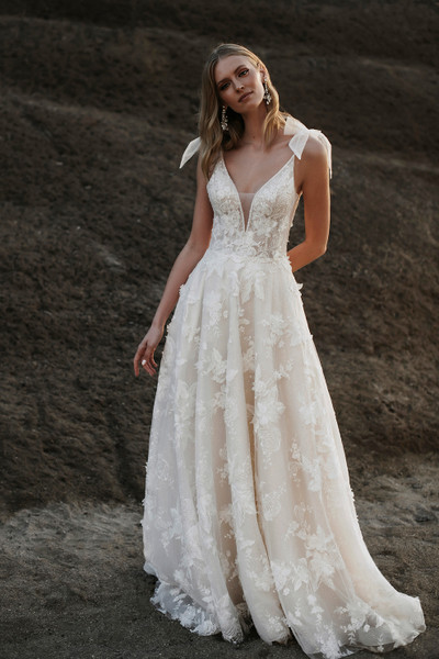 allure bridals Bridal Abella E257 - Helga