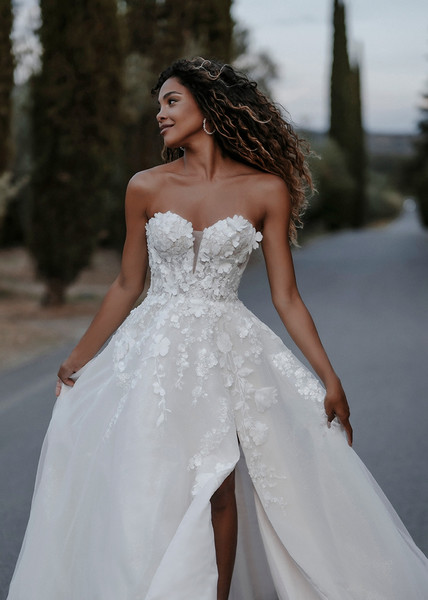 Allure Bridals Bridal Abella E304 - Jouri
