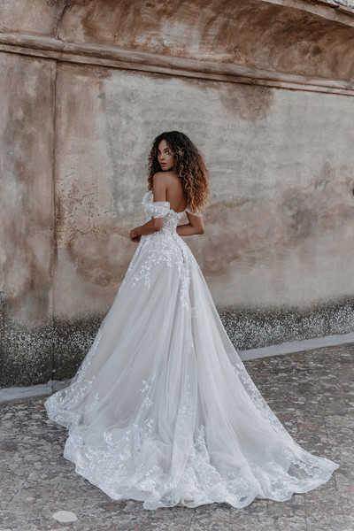 Allure Bridals Bridal Abella E313 - Nasrin