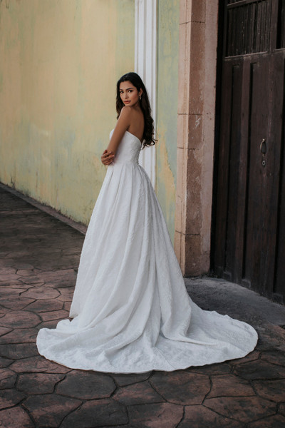 Allure Bridals Bridal Abella E354 - Oxford