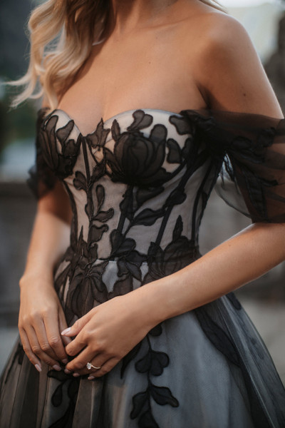 Allure Bridals Bridal Abella E400 - Sirius