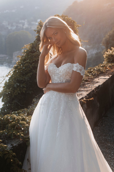 Allure Bridals Bridal Abella E403 - Elara