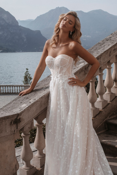 Allure Bridals Bridal Abella E410 - Callisto