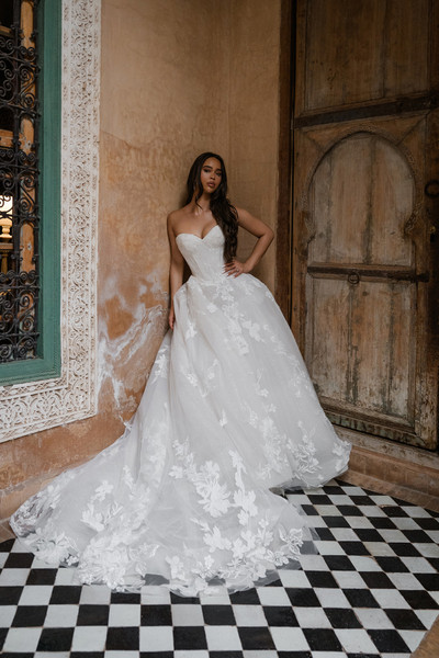 allure bridals Bridal Abella E450 - Babetta