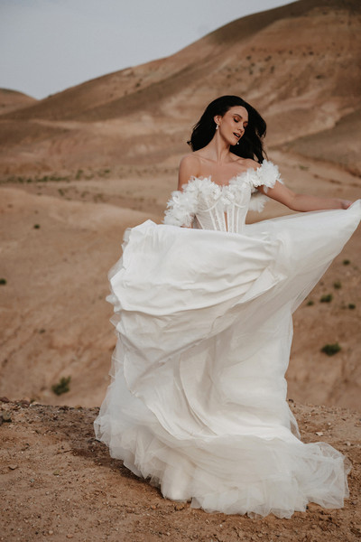 Allure Bridals Bridal Abella E456 - Vianna