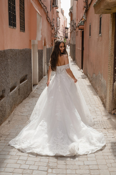 Allure Bridals Bridal Abella E463 - Lorena