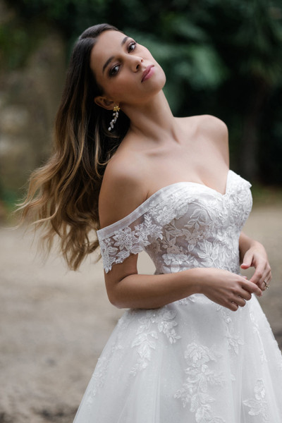 Allure Bridals Bridal Abella E463 - Lorena