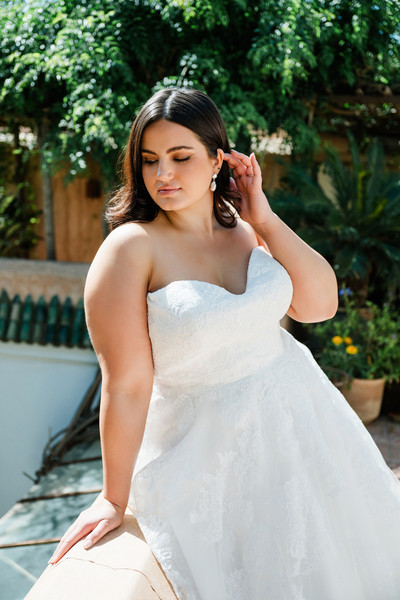 Allure Bridals Bridal Abella E465 - Fernanda