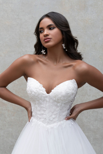 Allure Bridals Bridal Abella E507 - Cybele