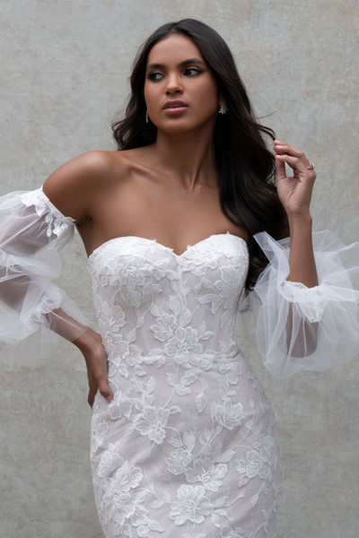 Allure Bridals Bridal Abella E513 - Victoria