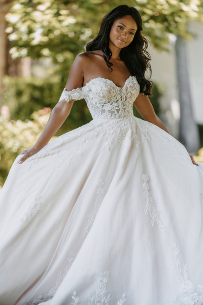 Allure Bridals Bridal Allure Bridals 9902