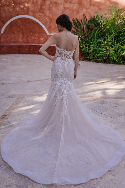 Allure Bridals Bridal Allure Bridals 9960