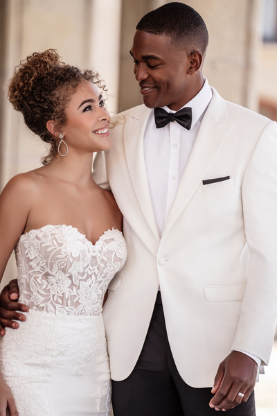 Allure Bridals Bridal Allure Bridals A1110