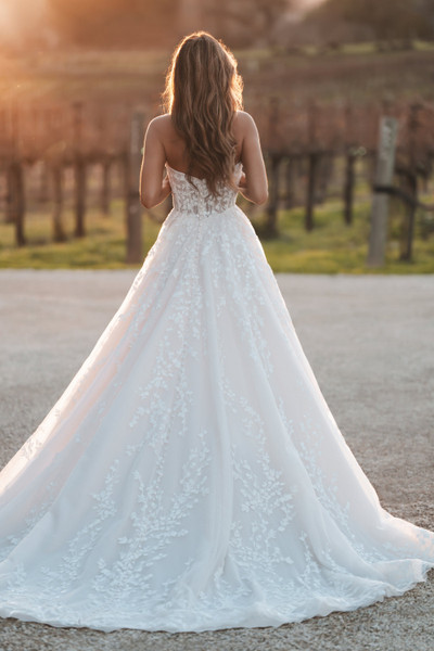 Allure Bridals Bridal Allure Bridals A1252