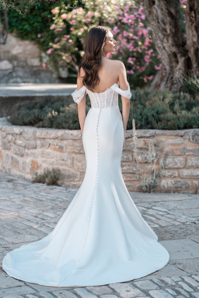 Allure Bridals Bridal Allure Bridals A1300