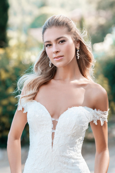 Allure Bridals Bridal Allure Bridals A1315