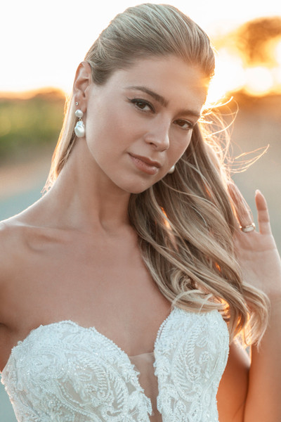 Allure Bridals Bridal Allure Bridals A1319