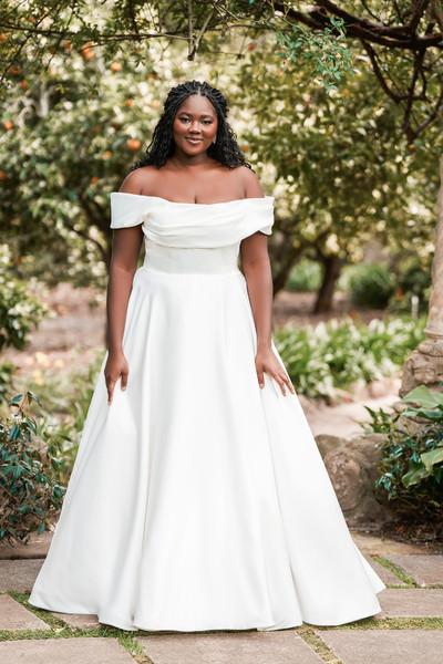 allure bridals Bridal Allure Bridals W510