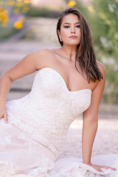 Allure Bridals Bridal Allure Bridals W522